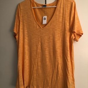 NWT Women’s Old Navy tee mango sorbet size large